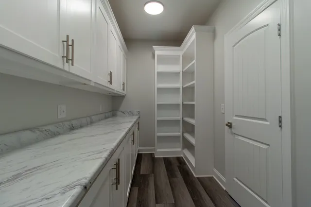 $3,000 | 935 South Cross Bridges Road, Mount Pleasant, TN 38474