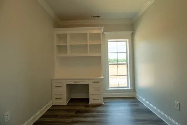 $3,000 | 935 South Cross Bridges Road, Mount Pleasant, TN 38474