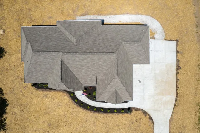 $3,000 | 935 South Cross Bridges Road, Mount Pleasant, TN 38474