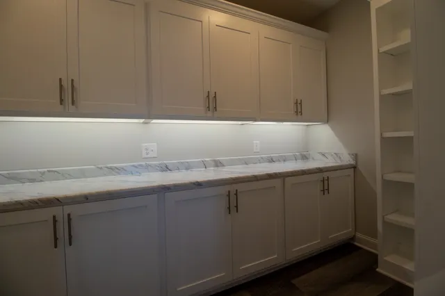 $3,000 | 935 South Cross Bridges Road, Mount Pleasant, TN 38474