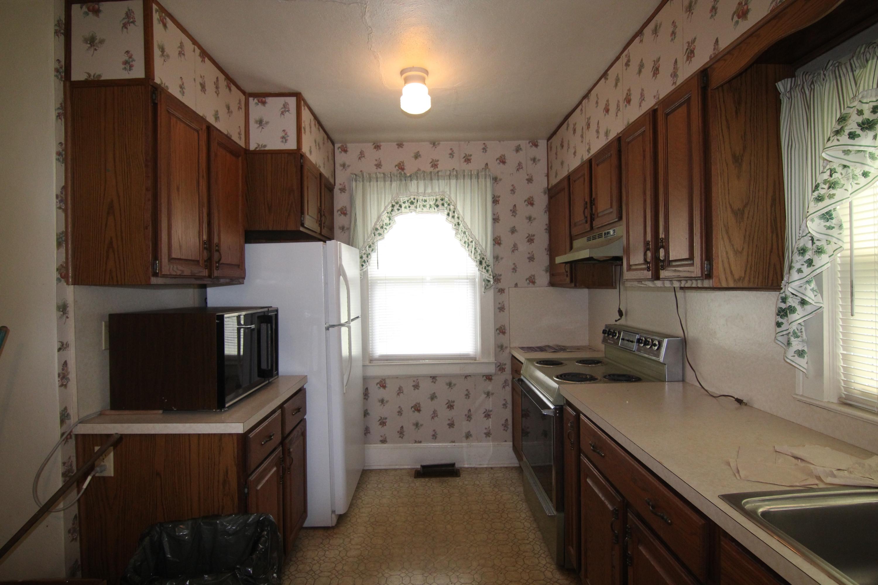 2911 Cannaday Road Northeast Roanoke, VA 24012 - Photo 11 of 15 IMG_3868