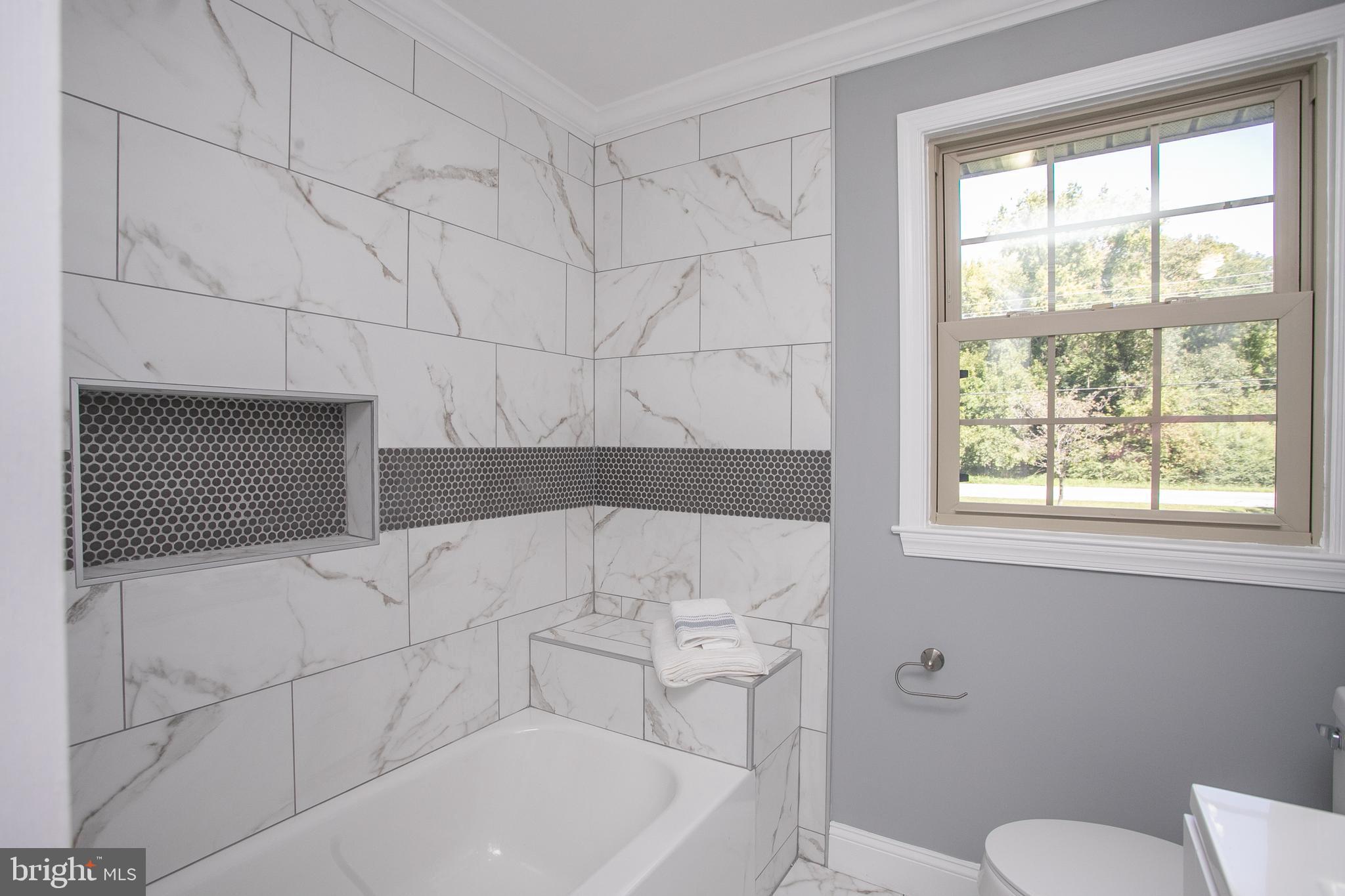 6955 Hawthorne Road La Plata, MD 20646 - Photo 8 of 36 Gallery Image 8