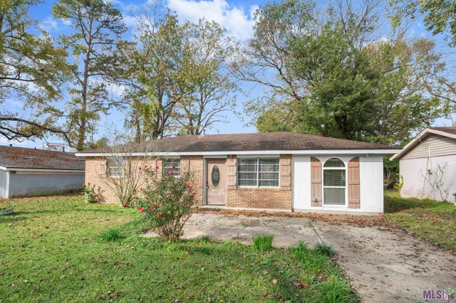 $142,999 | 30641 Shannon Drive, Denham Springs, LA 70726