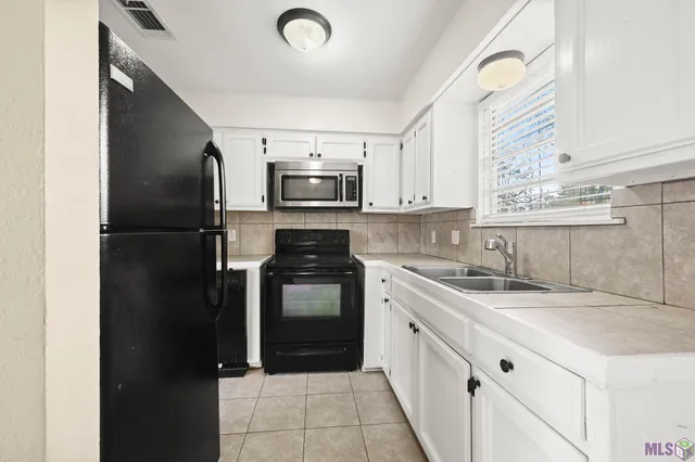 $142,999 | 30641 Shannon Drive, Denham Springs, LA 70726