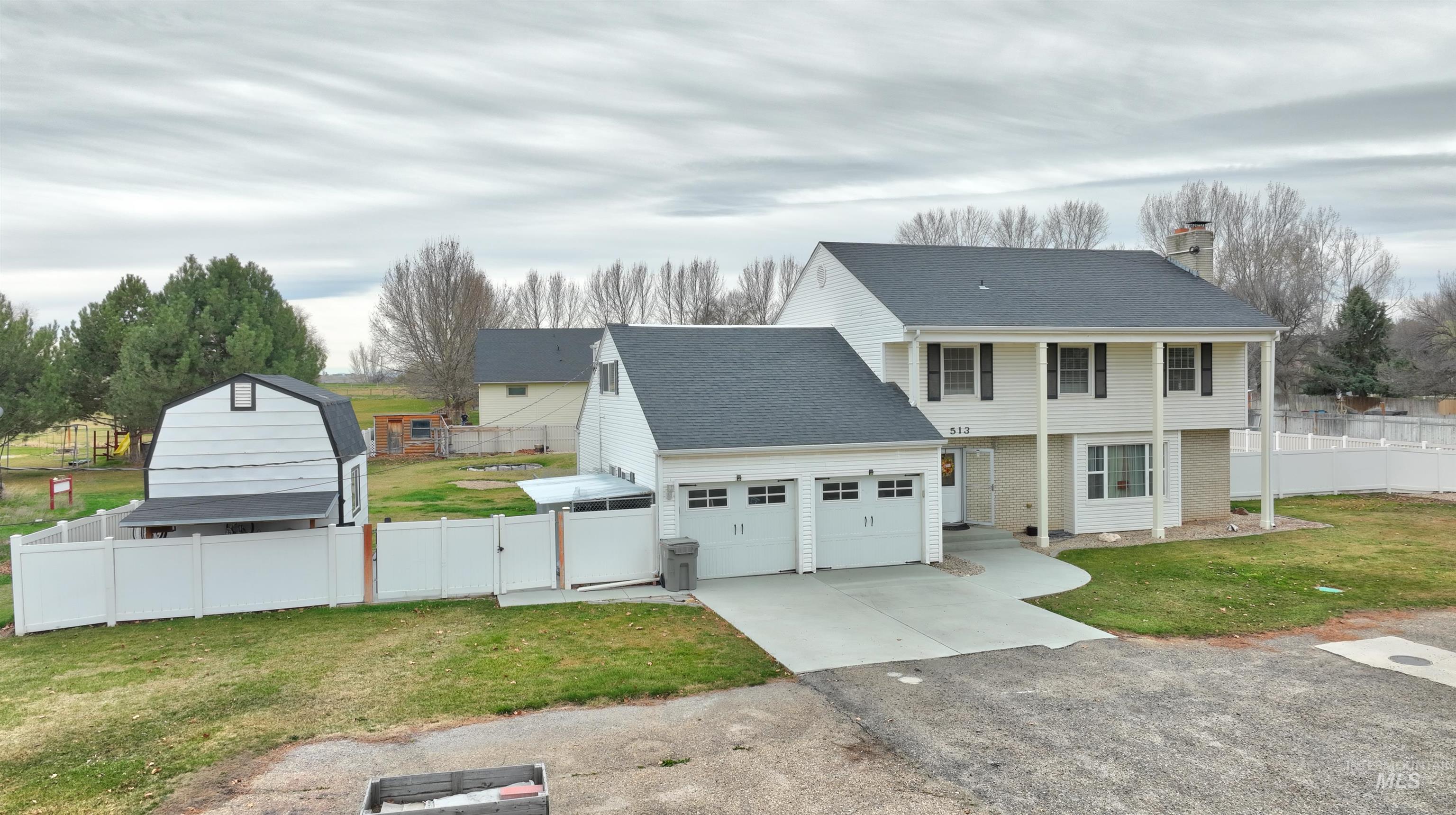 513 Ruth Lane Nampa, ID 83686 - Photo 3 of 24