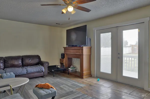 $740,000 | 513 Ruth Lane, Nampa, ID 83686