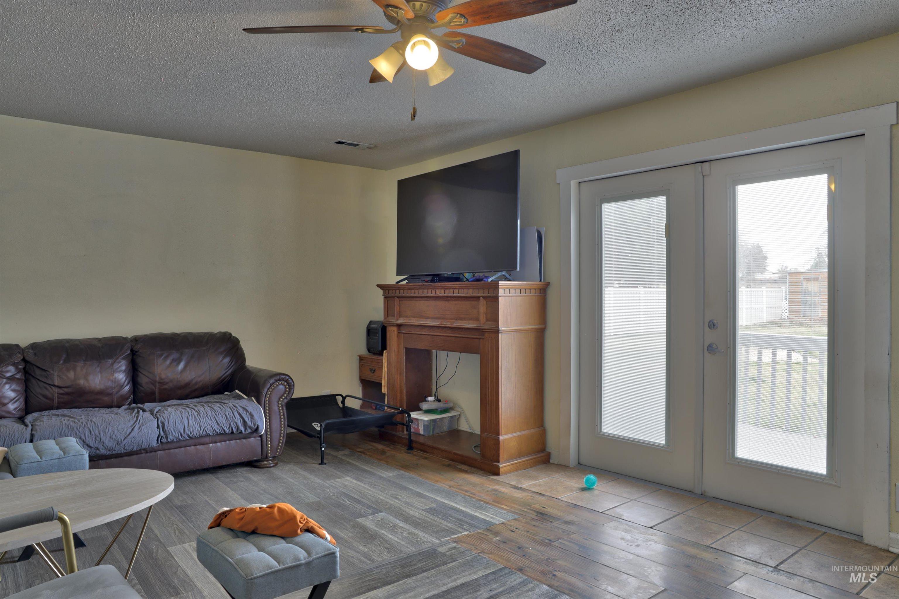 513 Ruth Lane Nampa, ID 83686 - Photo 9 of 24