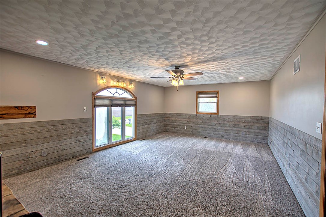 505 West Forsyth Road Forsyth, IL 62535 - Photo 10 of 36