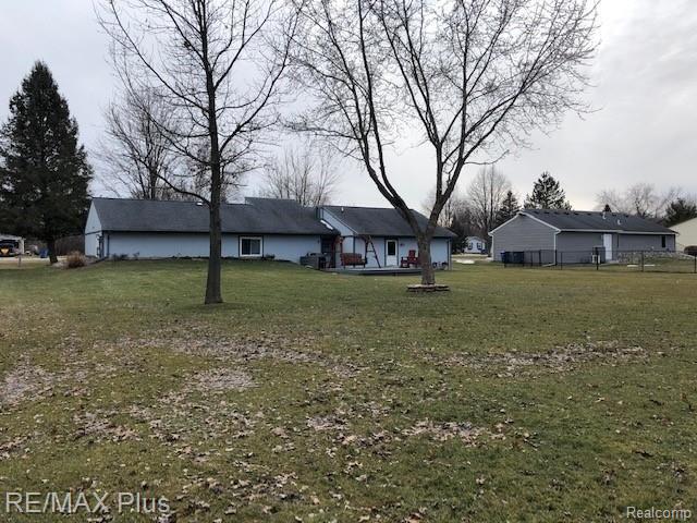 7142 Calkins Road Flint, MI 48532 - Photo 19 of 22 7142 Calkins - 20.jpg