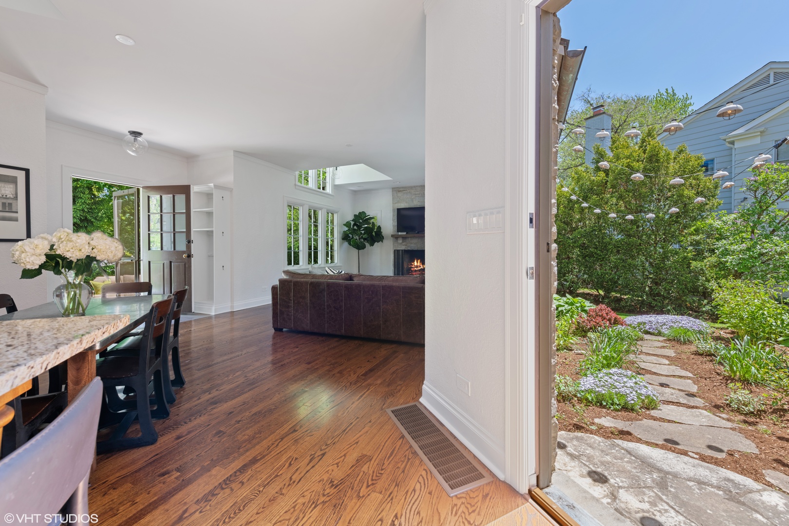 940 Seneca Road Wilmette, IL 60091 - Photo 13 of 42