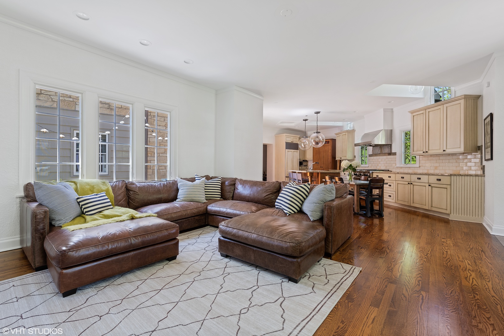 940 Seneca Road Wilmette, IL 60091 - Photo 15 of 42
