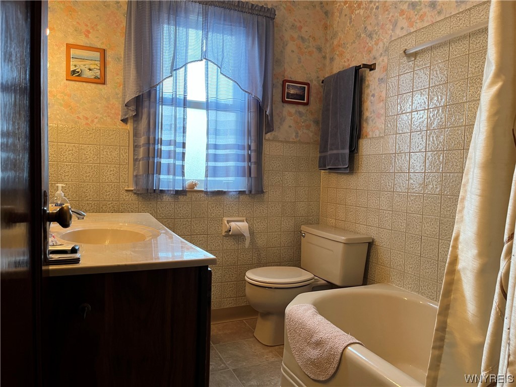 104 Century Road Cheektowaga, NY 14215 - Photo 11 of 20