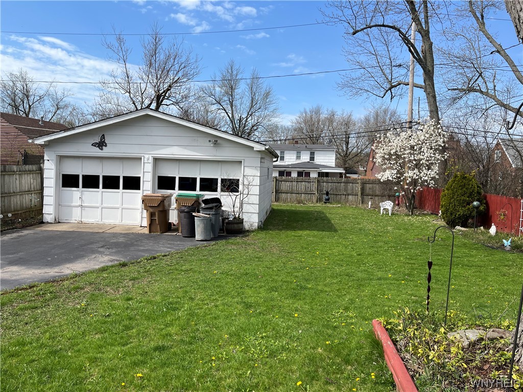 104 Century Road Cheektowaga, NY 14215 - Photo 4 of 20