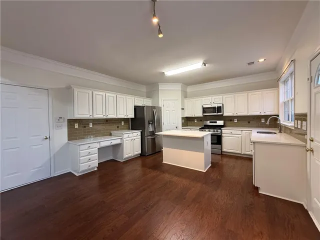 $3,100 | 790 Potters Bar Lane, Johns Creek, GA 30024