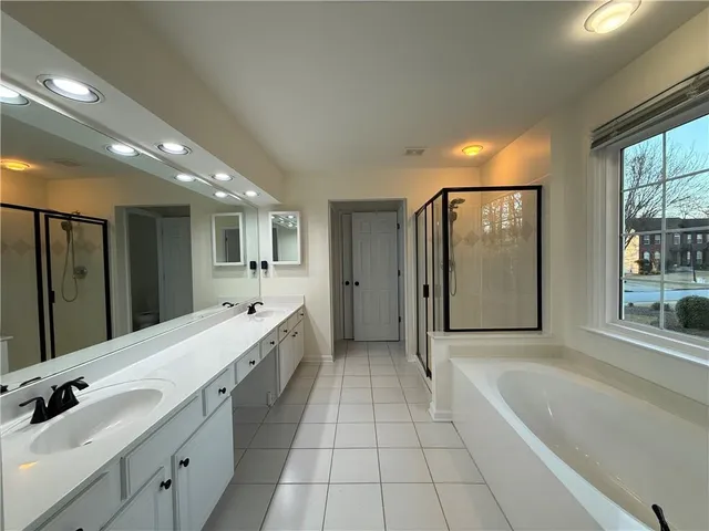 $3,100 | 790 Potters Bar Lane, Johns Creek, GA 30024