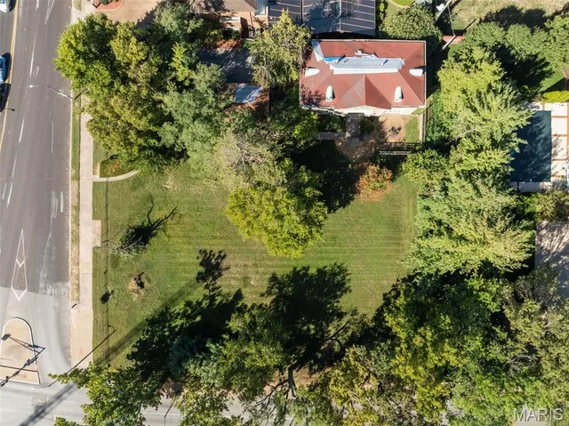 $995,000 | 5015 Lindell Boulevard, St. Louis, MO 63108