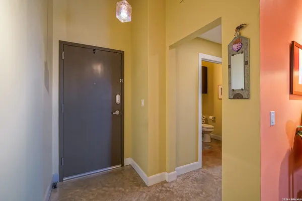 $410,000 | 831 South Flores Street, Unit 3202, San Antonio, TX 78204