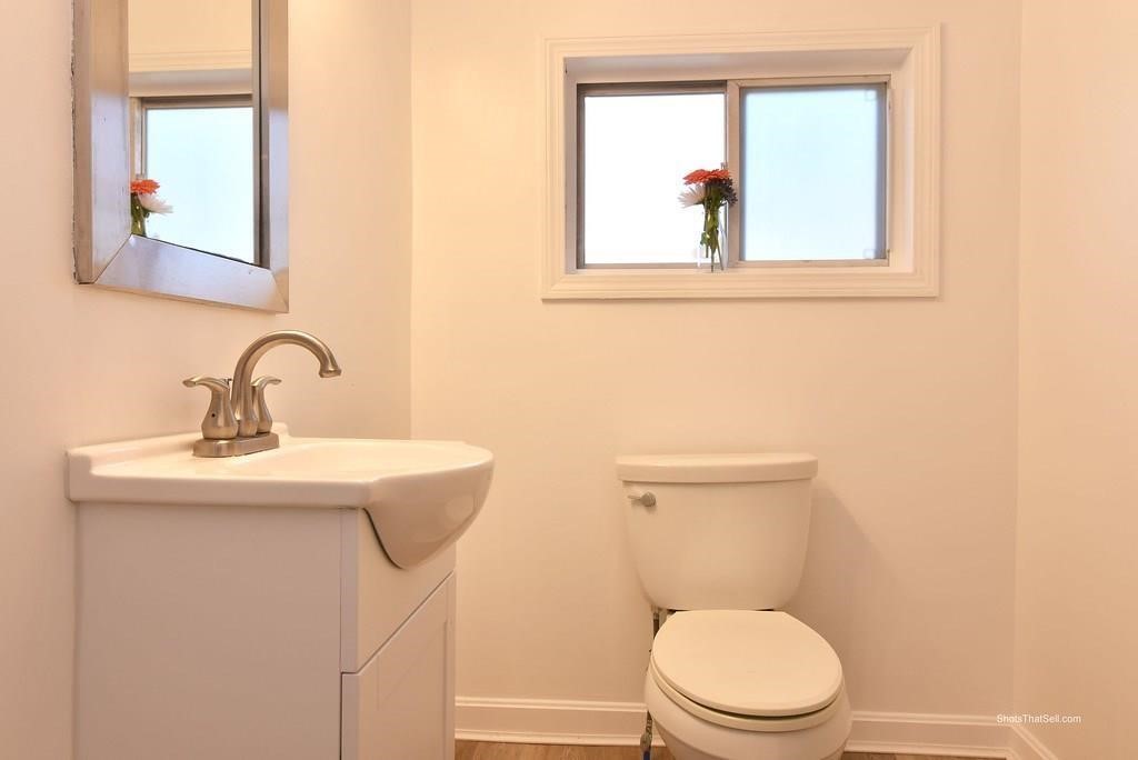 109 Conanicus Road Narragansett, RI 02882 - Photo 6 of 9