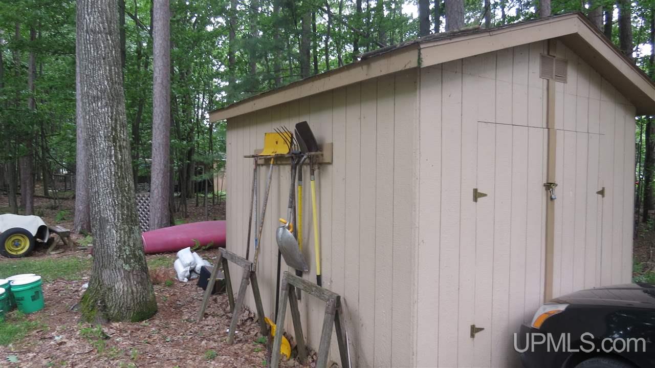 6015 18.25 Road Gladstone, MI 49837 - Photo 13 of 17 Gallery Image 13