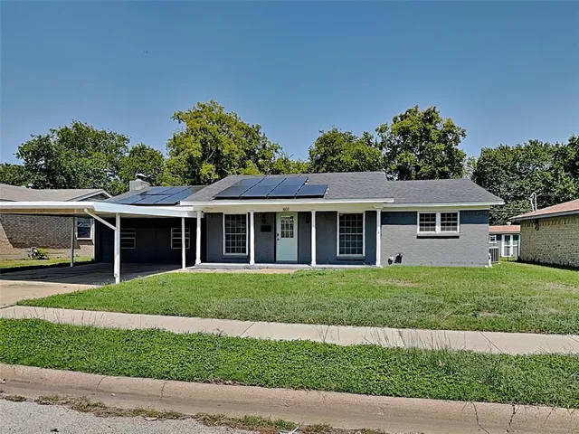 $2,050 | 601 Ruidoso Drive, Saginaw, TX 76179