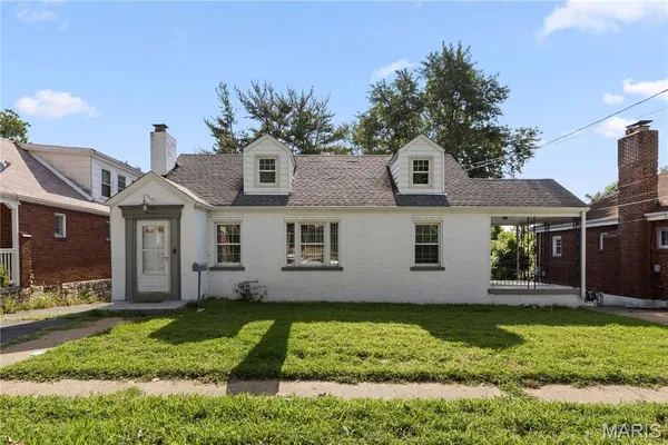 $1,350 | 10050 Diamond Drive, Riverview, MO 63137