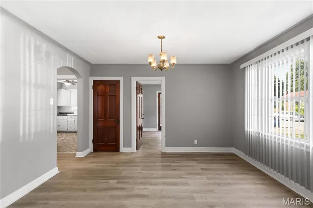 $1,350 | 10050 Diamond Drive, St. Louis, MO 63137