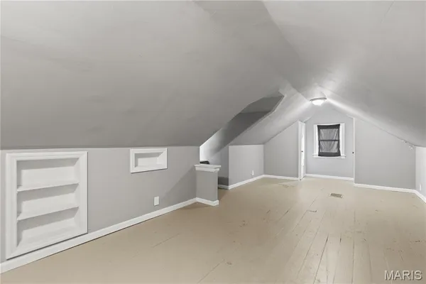 $1,350 | 10050 Diamond Drive, Riverview, MO 63137