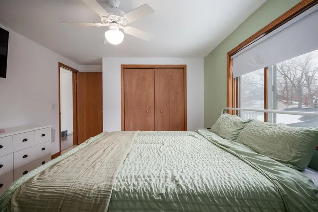 $374,900 | 24012 64th Place, Paddock Lake, WI 53168