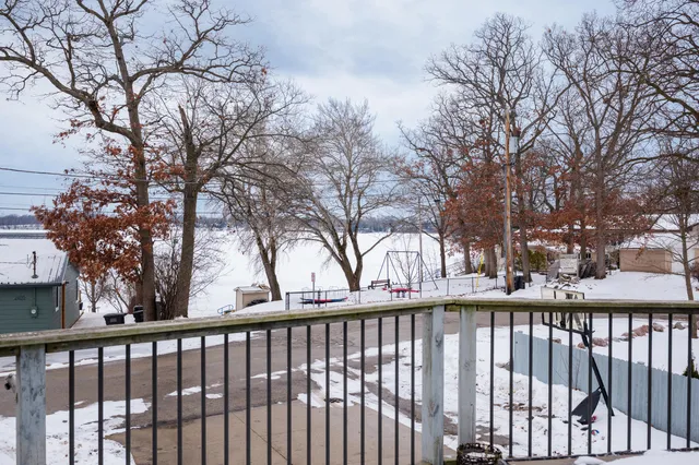 $374,900 | 24012 64th Place, Paddock Lake, WI 53168