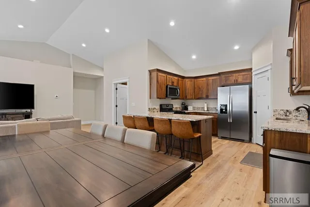 $449,900 | 185 Park View Loop, Shelley, ID 83274