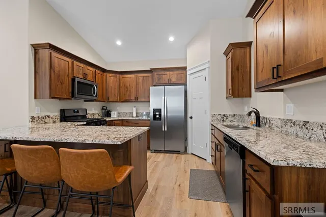 $449,900 | 185 Park View Loop, Shelley, ID 83274