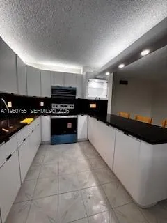 $2,250 | 820 Salzedo Street, Unit 204, Coral Gables, FL 33134