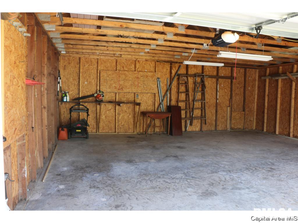 1236 Mossman Avenue Springfield, IL 62702 - Photo 15 of 21