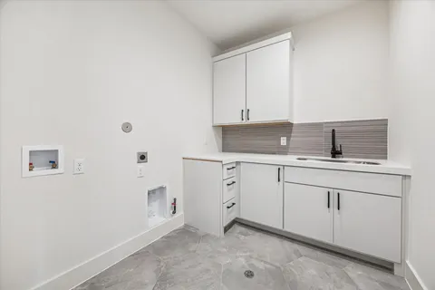 $1,395,000 | 107 East 24th Street, Houston, TX 77008