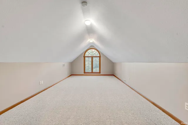 $750,000 | 7674 Potato Hole Court, New Carlisle, IN 46552