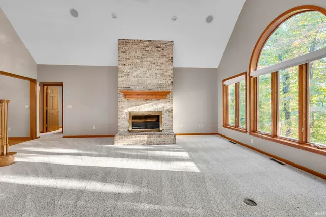 $750,000 | 7674 Potato Hole Court, New Carlisle, IN 46552