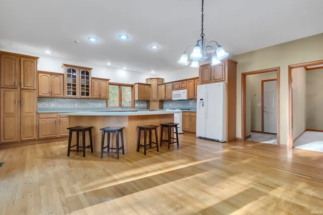 $750,000 | 7674 Potato Hole Court, New Carlisle, IN 46552