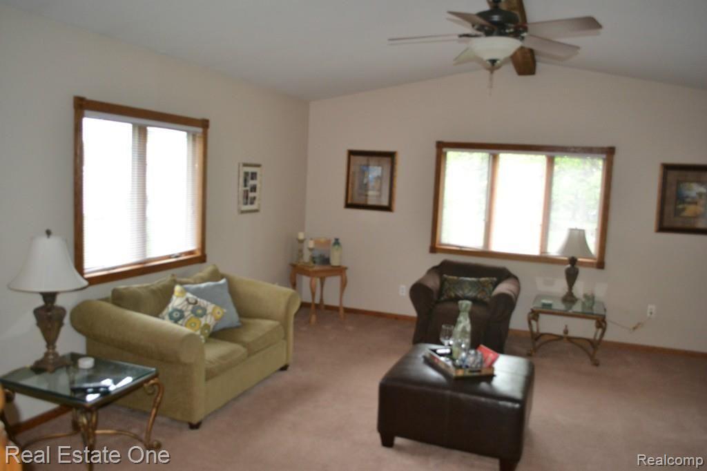 716 Dressler Lane Rochester, MI 48307 - Photo 9 of 17 Cathedral ceiling in family room