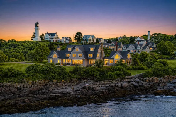 $16,500,000 | 19 Cunner Lane, Cape Elizabeth, ME 04107