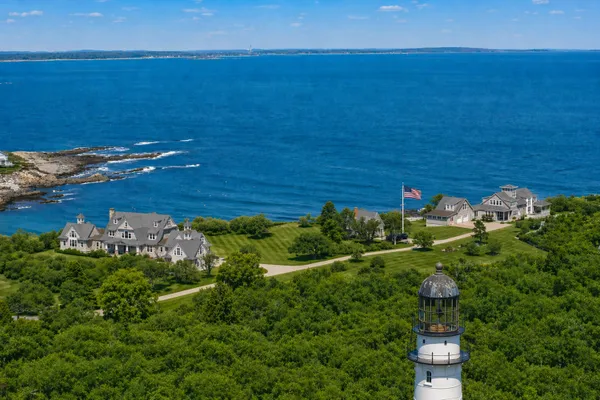 $16,500,000 | 19 Cunner Lane, Cape Elizabeth, ME 04107