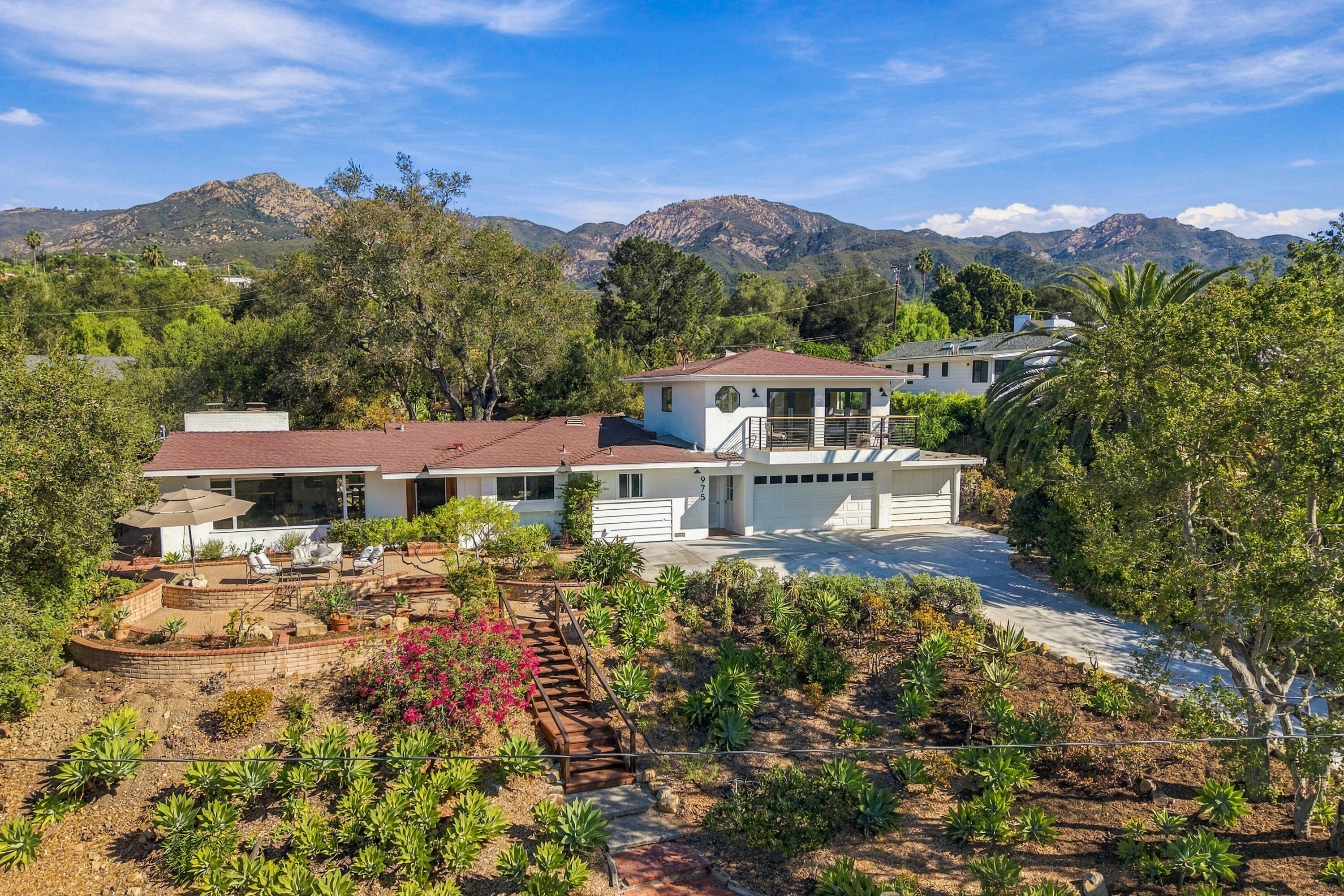 975 Tornoe Road Santa Barbara, CA 93105 - Photo 1 of 27 Front of Home