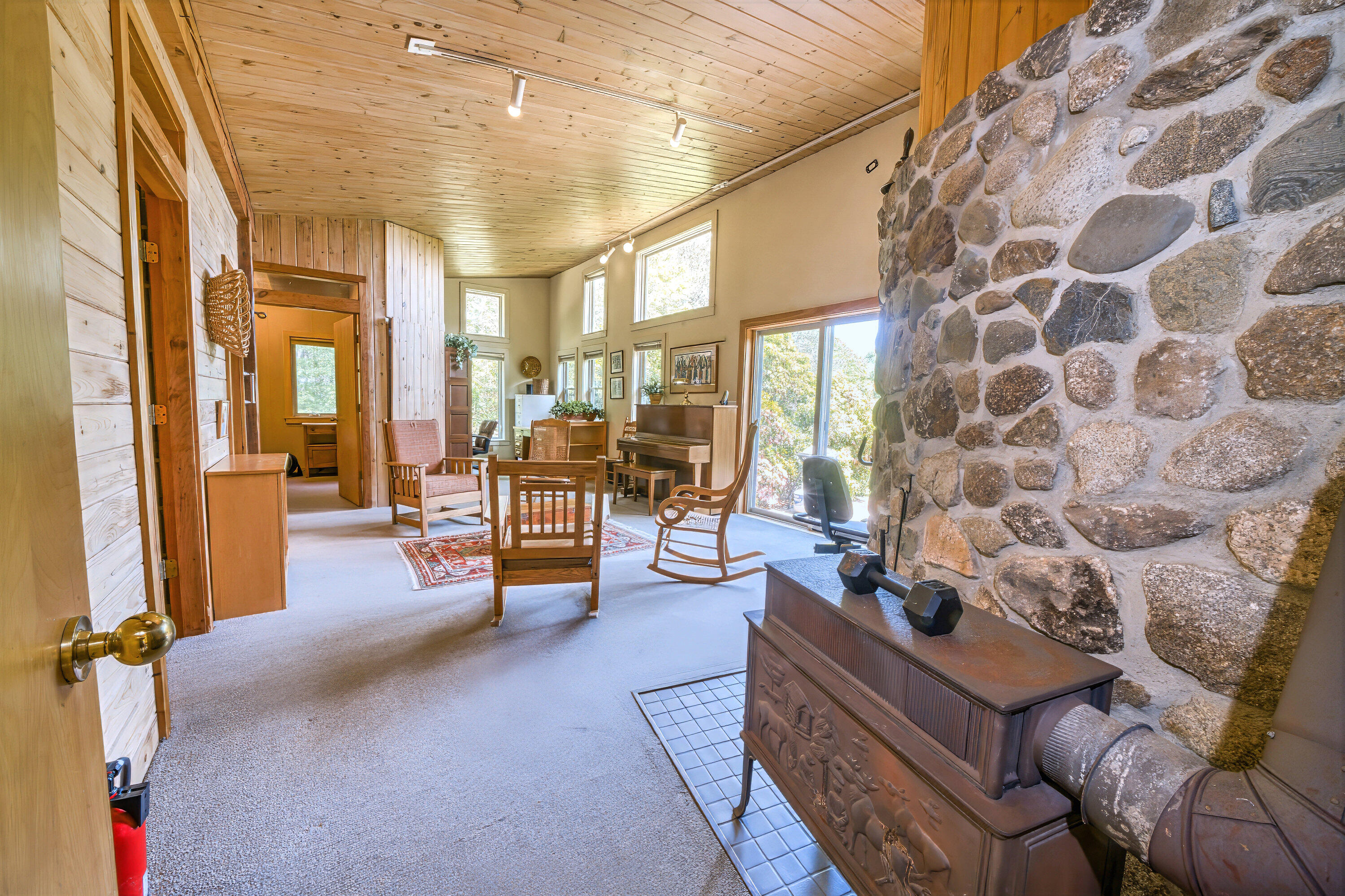 557 S Road Holden, ME 04429 - Photo 6 of 34 West wing living area