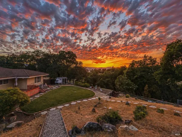 $649,000 | 1790 Deerwood Drive, Ukiah, CA 95482
