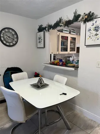 $2,000 | 652 Northwest 3rd Street, Unit 103, Miami, FL 33128