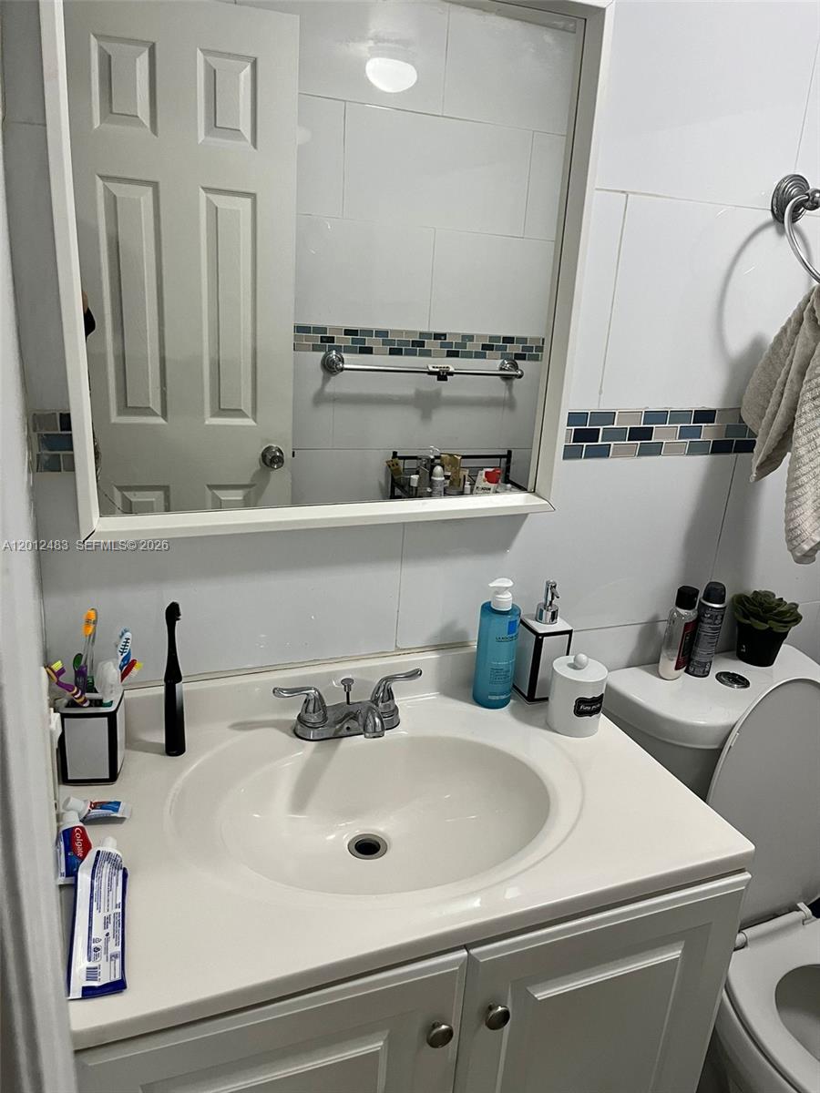 652 Northwest 3rd Street, Unit 103 Miami, FL 33128 - Photo 9 of 14