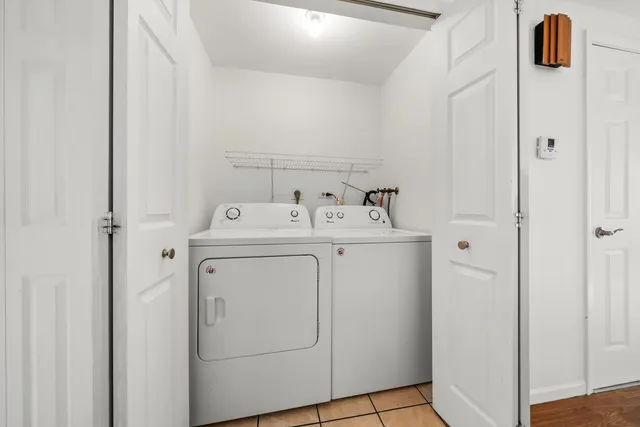 $2,200 | 430 Normandie Lane, Unit 430, Round Lake Beach, IL 60073