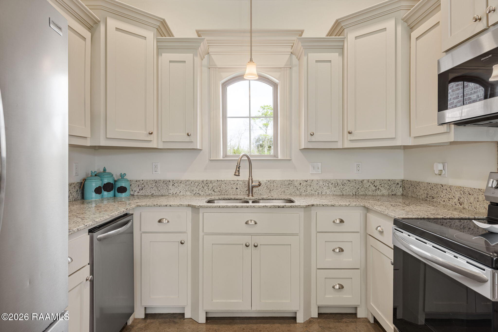 1013 Gloria Kern Road Breaux Bridge, LA 70517 - Photo 14 of 20 13-web-or-mls-1013 Gloria Kern Dr-13