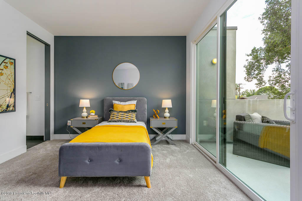 319 Camillo Road Sierra Madre, CA 91024 - Photo 29 of 40 a room with furniture and a swimming pool