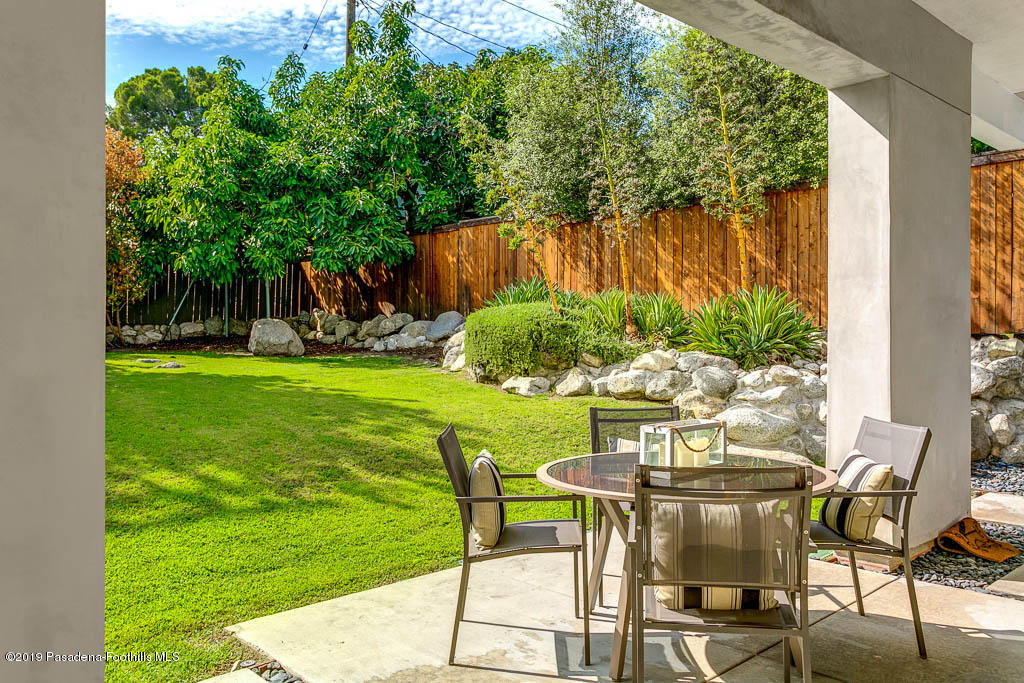 319 Camillo Road Sierra Madre, CA 91024 - Photo 33 of 40 a view of yard with patio