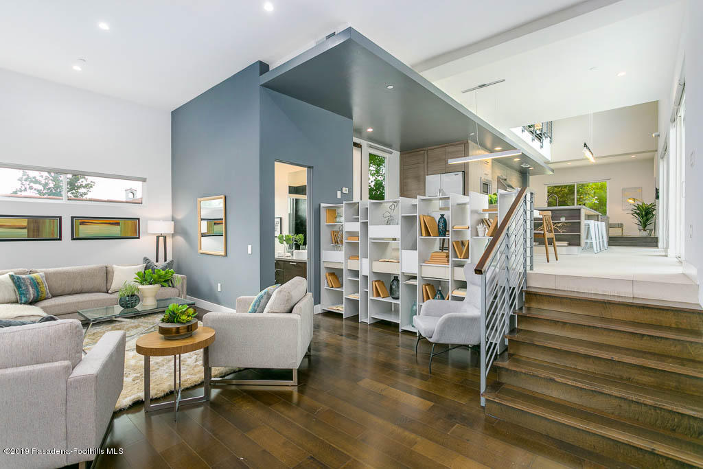 319 Camillo Road Sierra Madre, CA 91024 - Photo 10 of 40 a living room with furniture and wooden floor